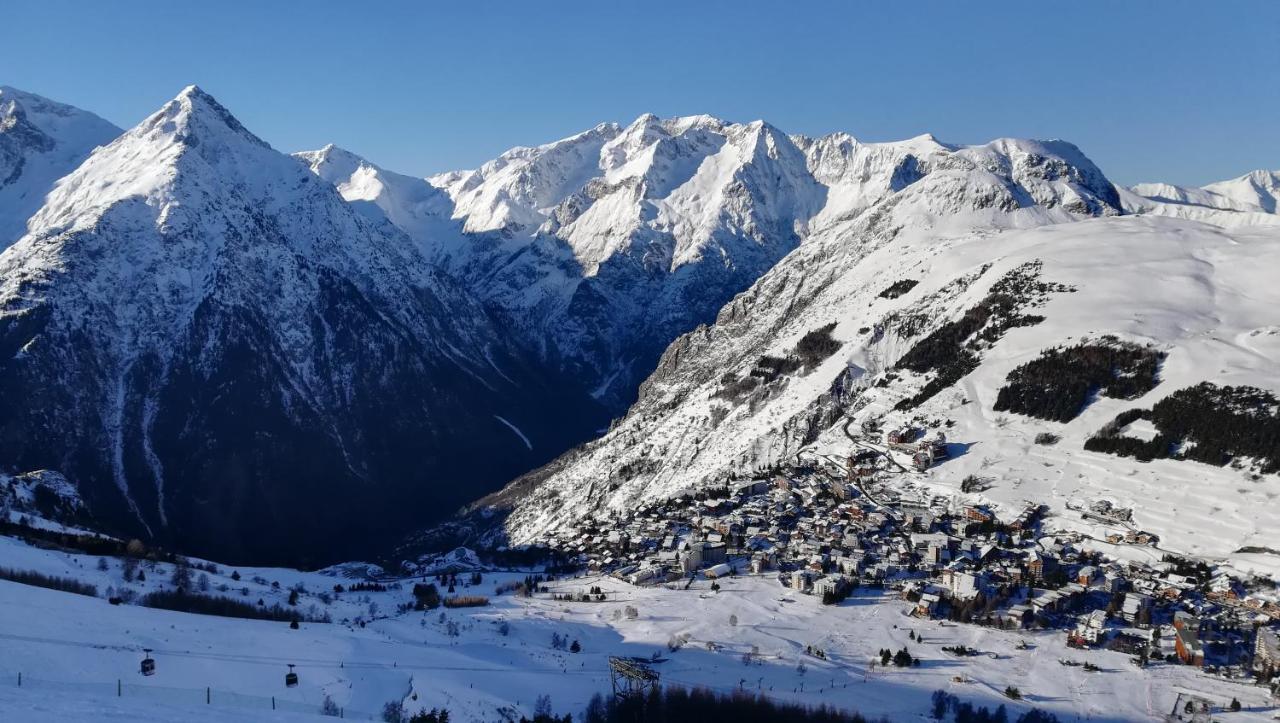T2 Meuble Tourisme 3 Etoiles, Pied Des Pistes-Parking Prive Avec Balcon Et Superbe Vue Apartment Les Deux Alpes Bagian luar foto